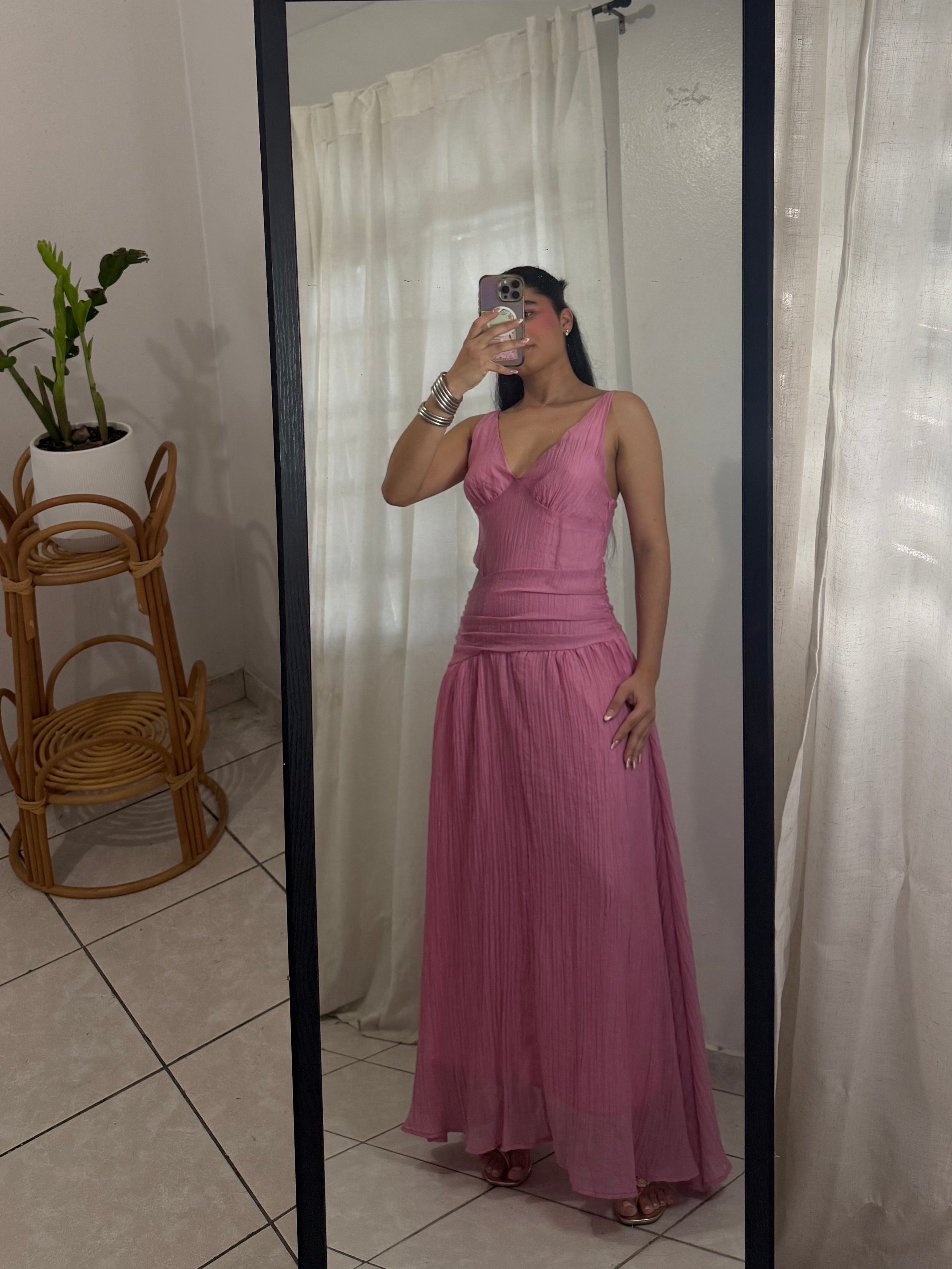 Traje Rosa
